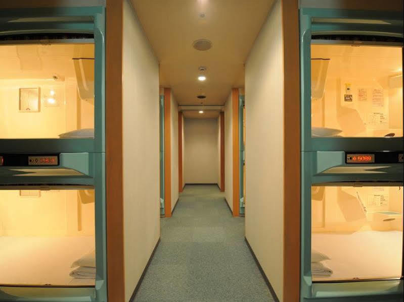 Capsule Inn Kamata Tóquio Exterior foto